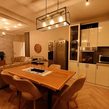 Ald Apartment *